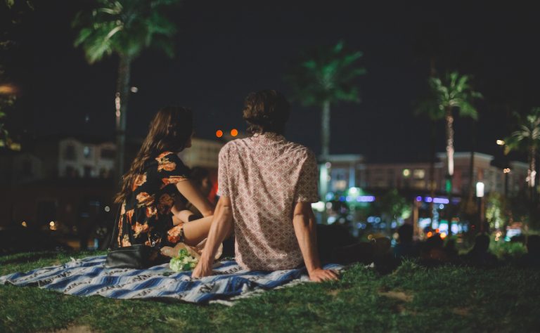 How to Go on an Awesome First Date as an Introvert