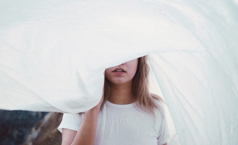 13 Relatable Struggles of a Socially Anxious Introvert