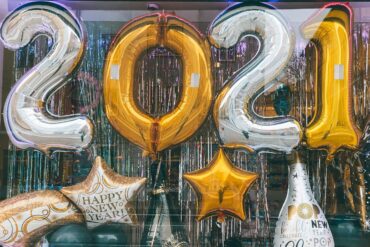 2021 balloons represent the new year's resolution each introverted myers-briggs personality type should make
