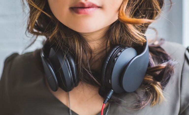5 Songs You’ll Relate to as an Introvert